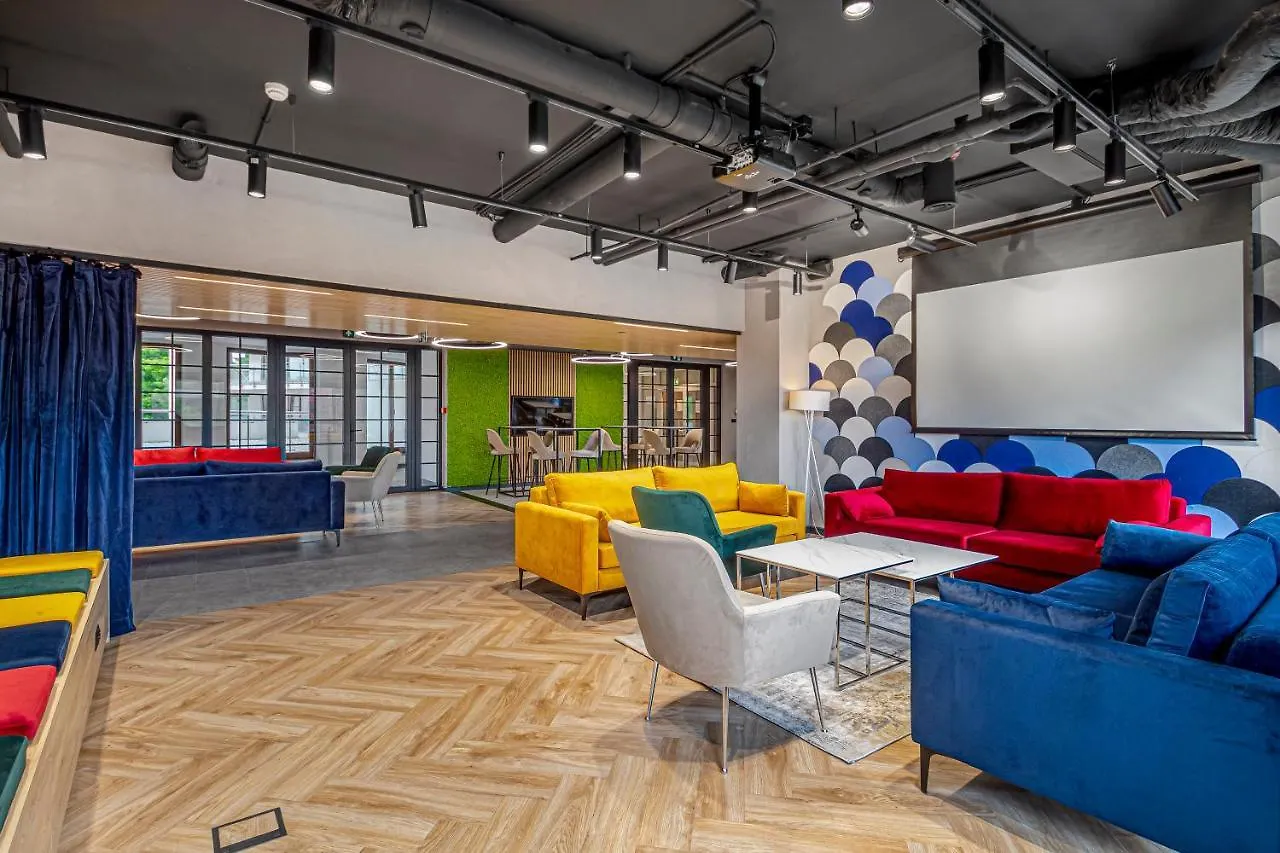 Upriver By Vonder Warsaw Apartment